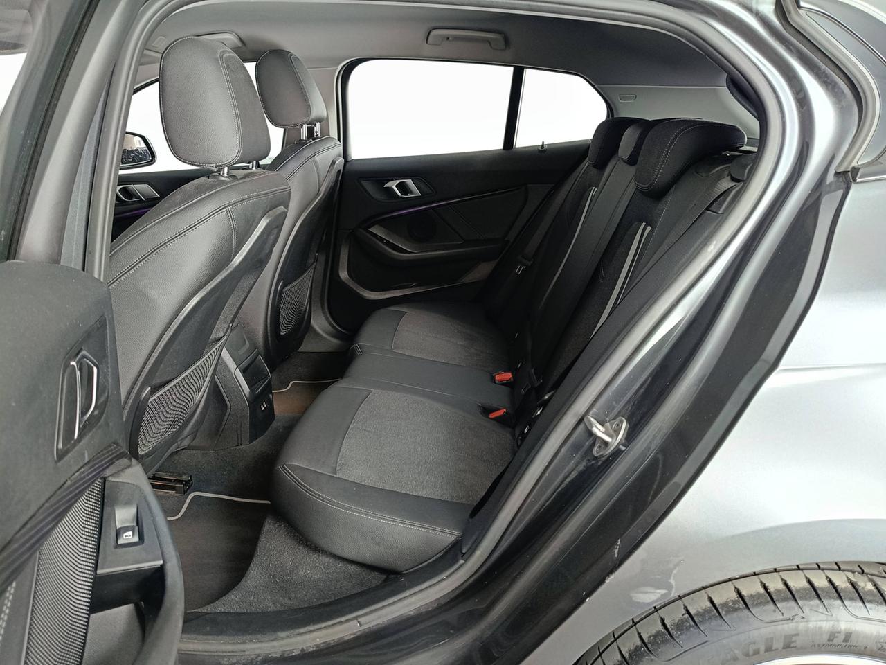 BMW Serie 1 F40 - 118i Advantage 136cv