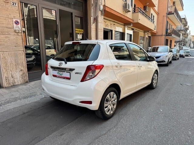Toyota Yaris 1.4 D-4D 5 porte Lounge