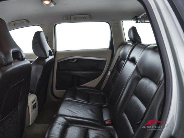 VOLVO XC70 2.4 D5 20V (185CV) cat AWD Momentum - PER OPERATOR