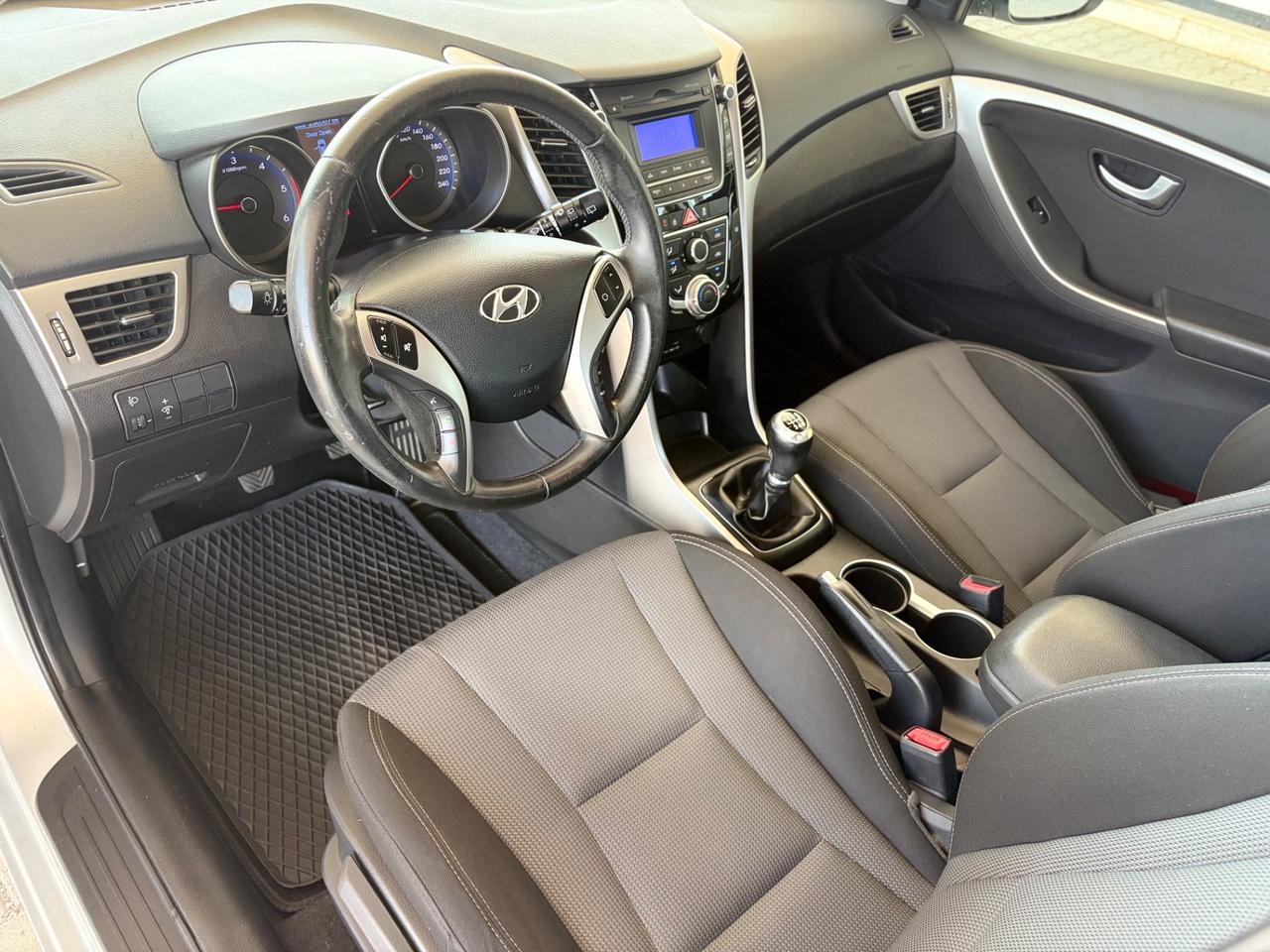 Hyundai i30 1.6 diesel 2012