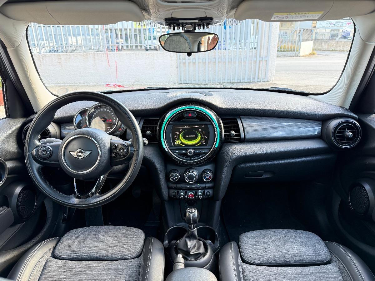 MINI 1.5 COOPER D BOSTON SEVEN 5 Porte; Tetto Apribile Elettricamente;