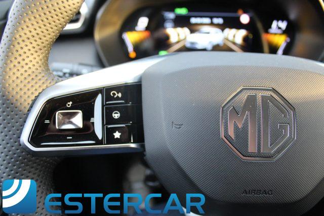 MG ZS 1.5 Hybrid+ Luxury