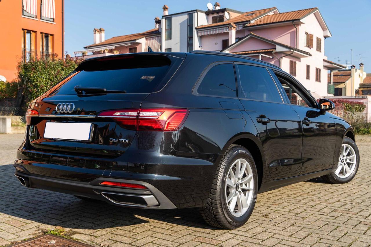 Audi A4 Avant 35 TDI Hybrid 163CV S Tronic MHEV - 2024