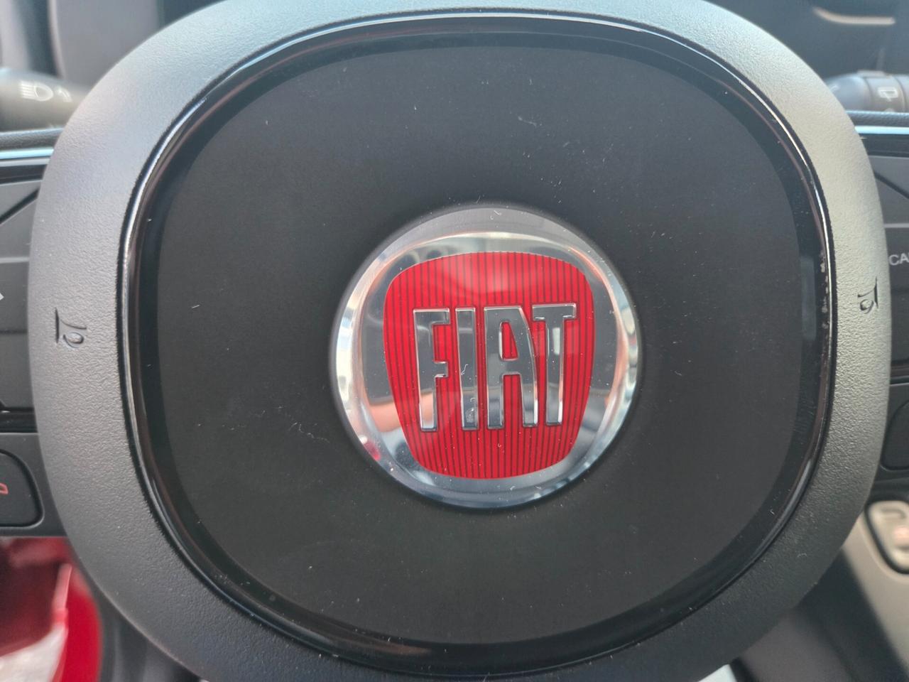 Fiat Panda KM/0 HYBRID 5 POSTI, SENSORI DI PARK, NESSUN OBBLIGO FINANZIARIO !!