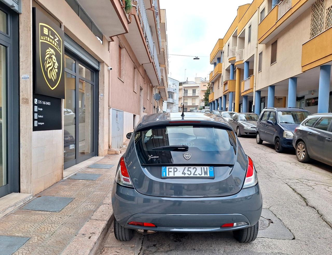 Lancia Ypsilon 1.2 69 CV 5 porte Platinum