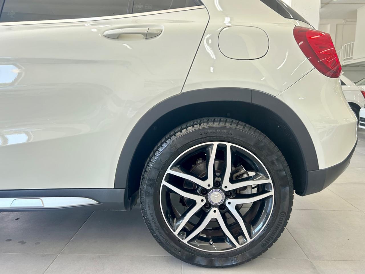 Mercedes GLA 200 SPORT ENDURO finanziabile