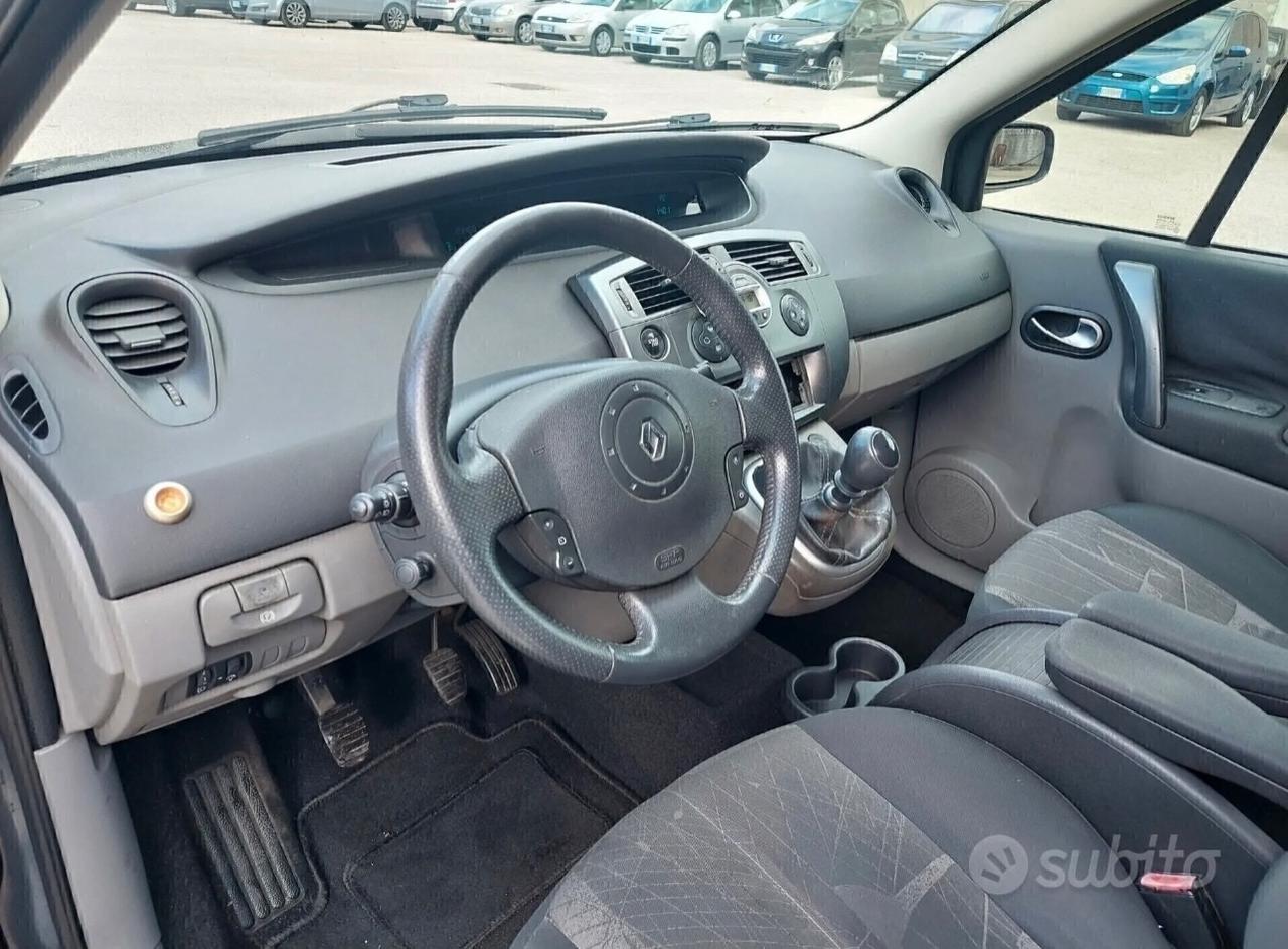 Renault Scenic Scénic 1.9 dCi/130CV Luxe