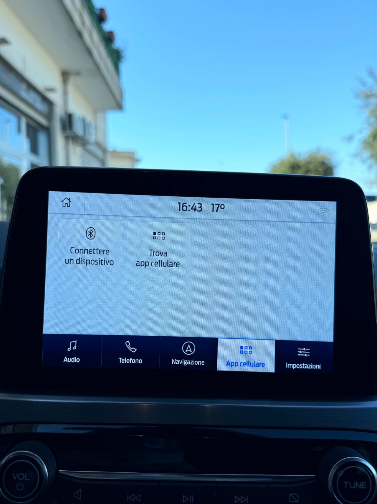 Ford Kuga 1.5 ecoblue Titanium 120cv NAVI,SENSORI DI PARCHEGGIO,BLUETOOTH,KM CERTIFICATI!