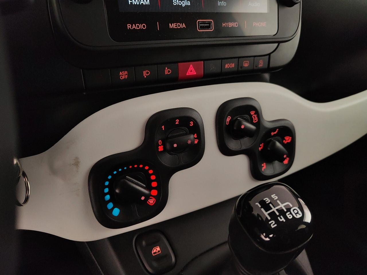 Fiat Panda 1.0 FireFly S&S Hybrid Pandina