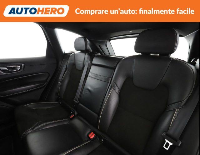 VOLVO XC60 T5 AWD Geartronic R-design