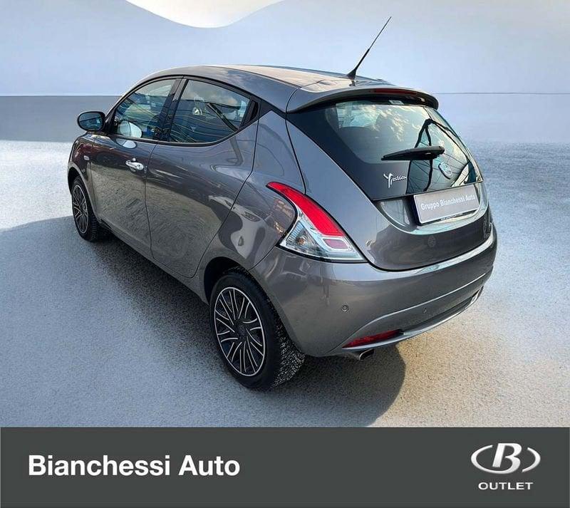 Lancia Ypsilon 1.2 69 CV 5 porte S&S Gold