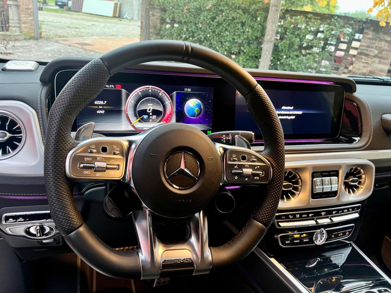 Mercedes-benz G 63 AMG si valuta permuta