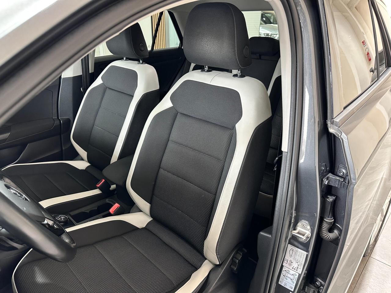 Volkswagen T-Roc 2.0 TDI 150cv DSG 4MOTION - UNICO