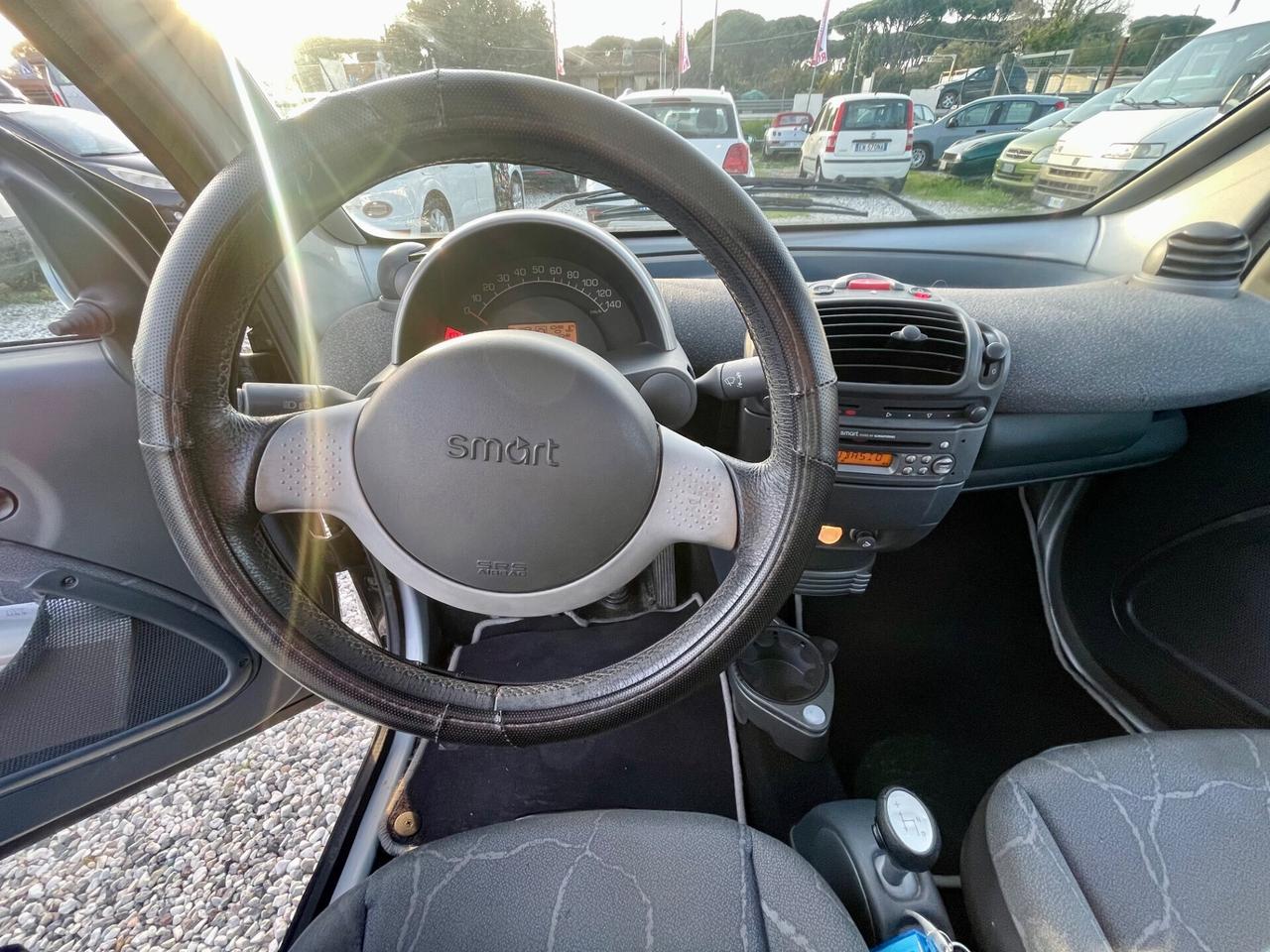 Smart ForTwo 700 coupé pure (45 kW)