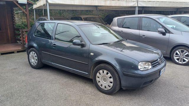 VOLKSWAGEN Golf 1.4 16V cat 3 porte