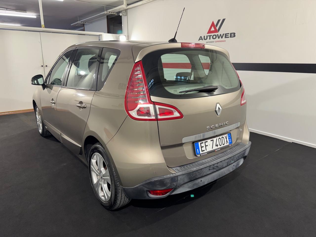 Renault Scenic Scénic X-Mod 1.4 TCe Luxe