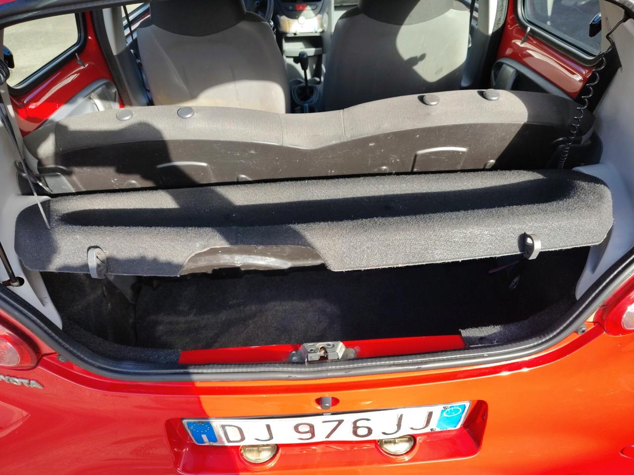 Toyota Aygo 1.0 12V VVT-i 5 porte Sol