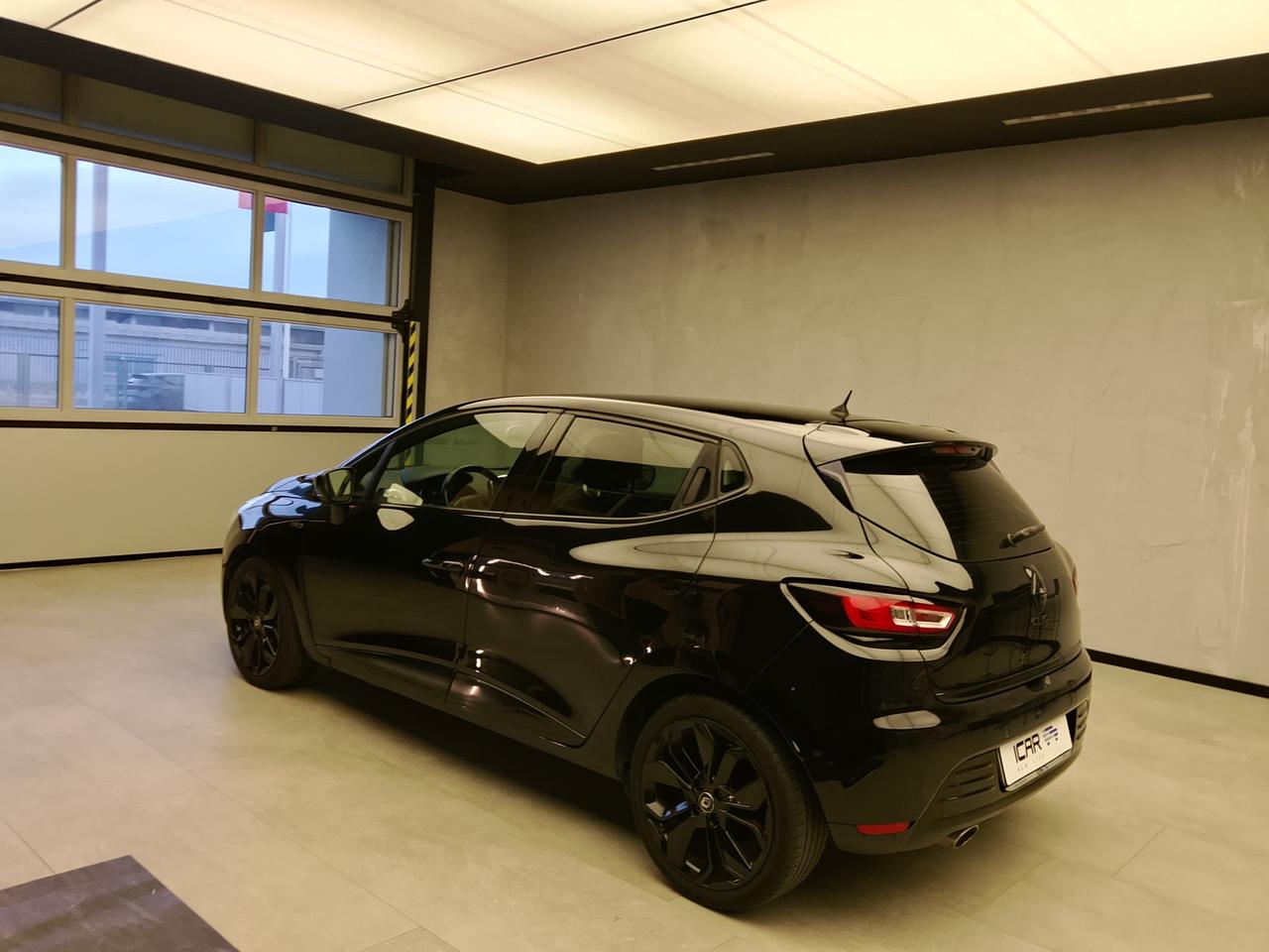 RENAULT Clio IV - Clio 1.5 dci energy Duel2 110cv