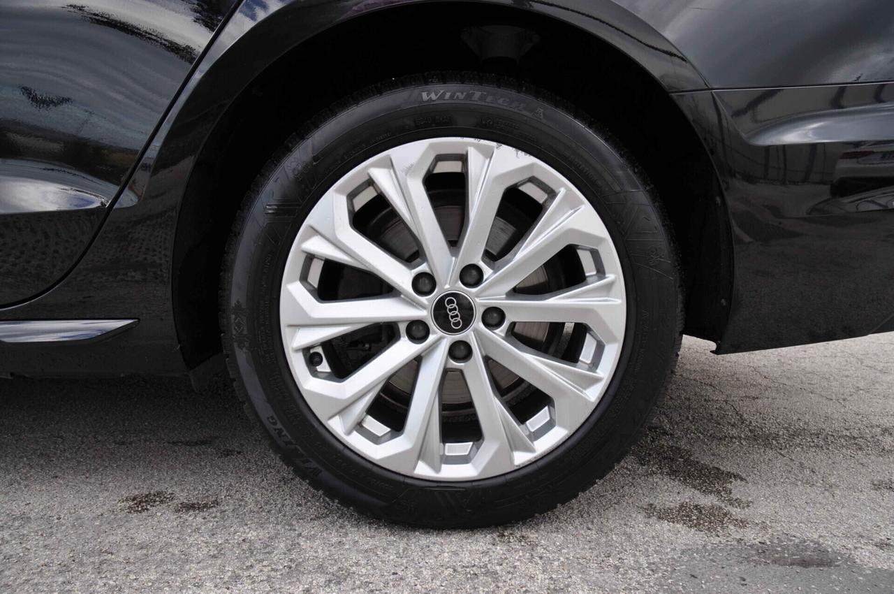Audi A4 Avant 30 TDI/136 CV S tronic Business