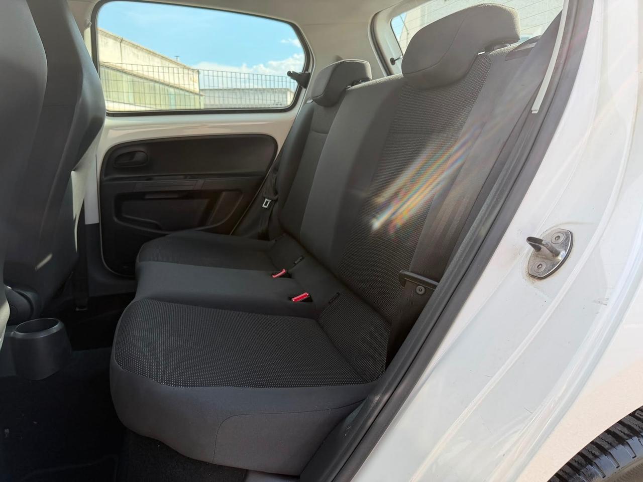 Volkswagen up! 1.0 Benzina