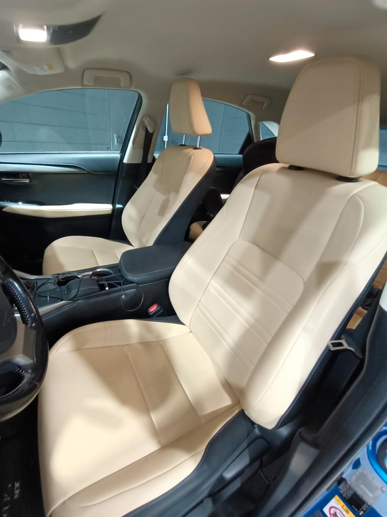 Lexus NX 300