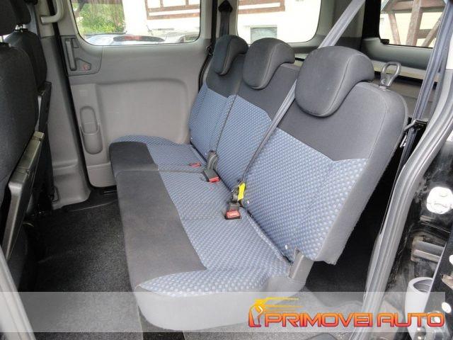 NISSAN Evalia NV200 1.6 16V Acenta