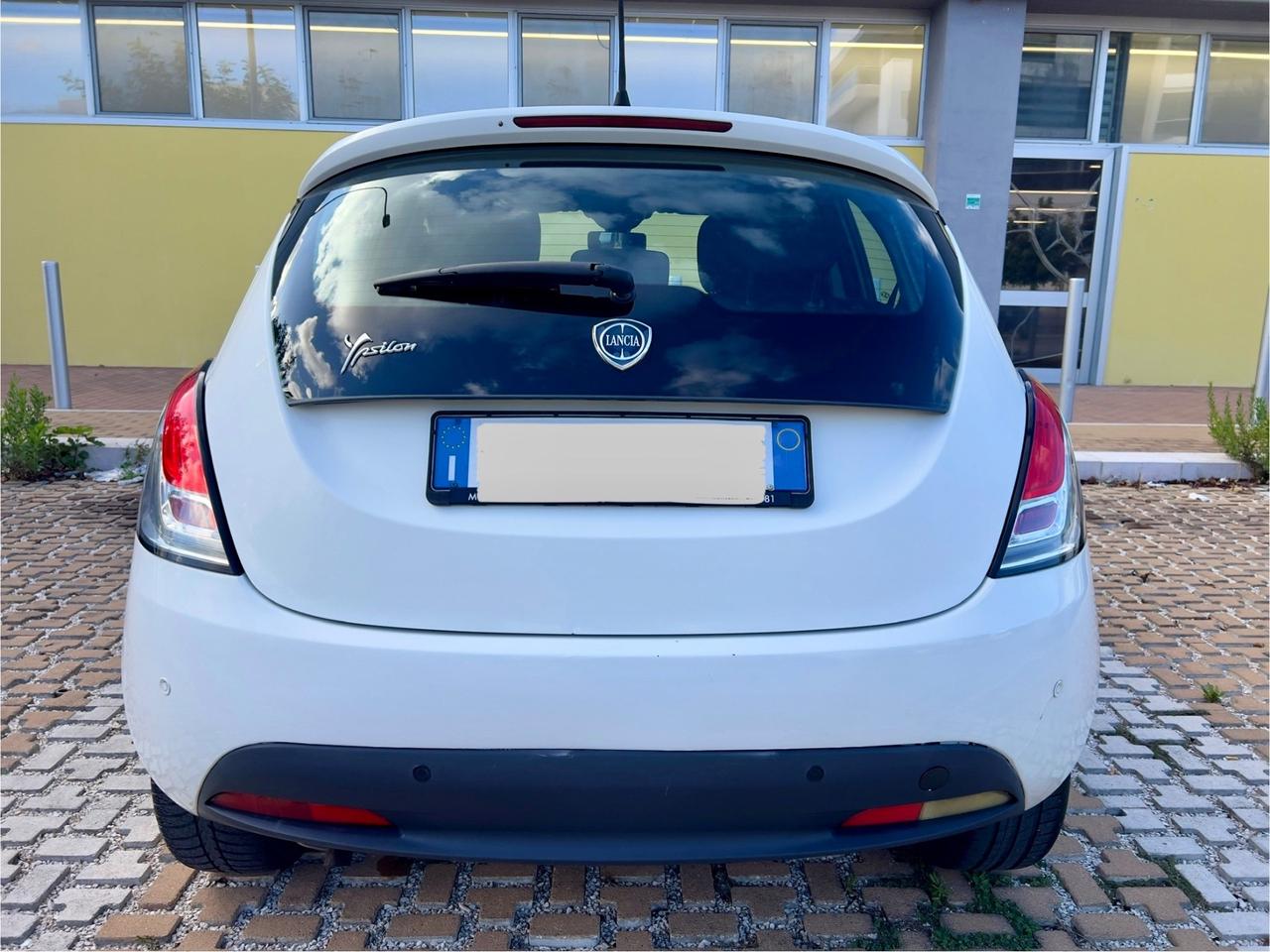 Lancia Ypsilon 1.2 69 CV 5 porte GPL Ecochic Gold