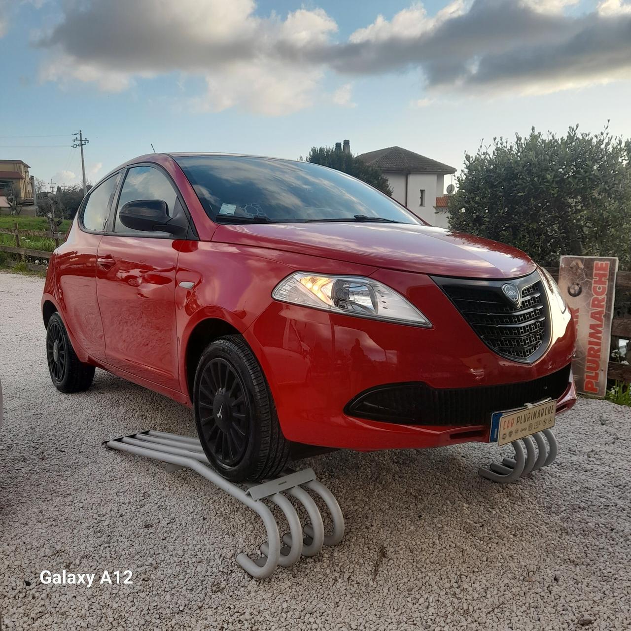 Lancia Ypsilon 1.2 69 CV 5 porte Elefantino