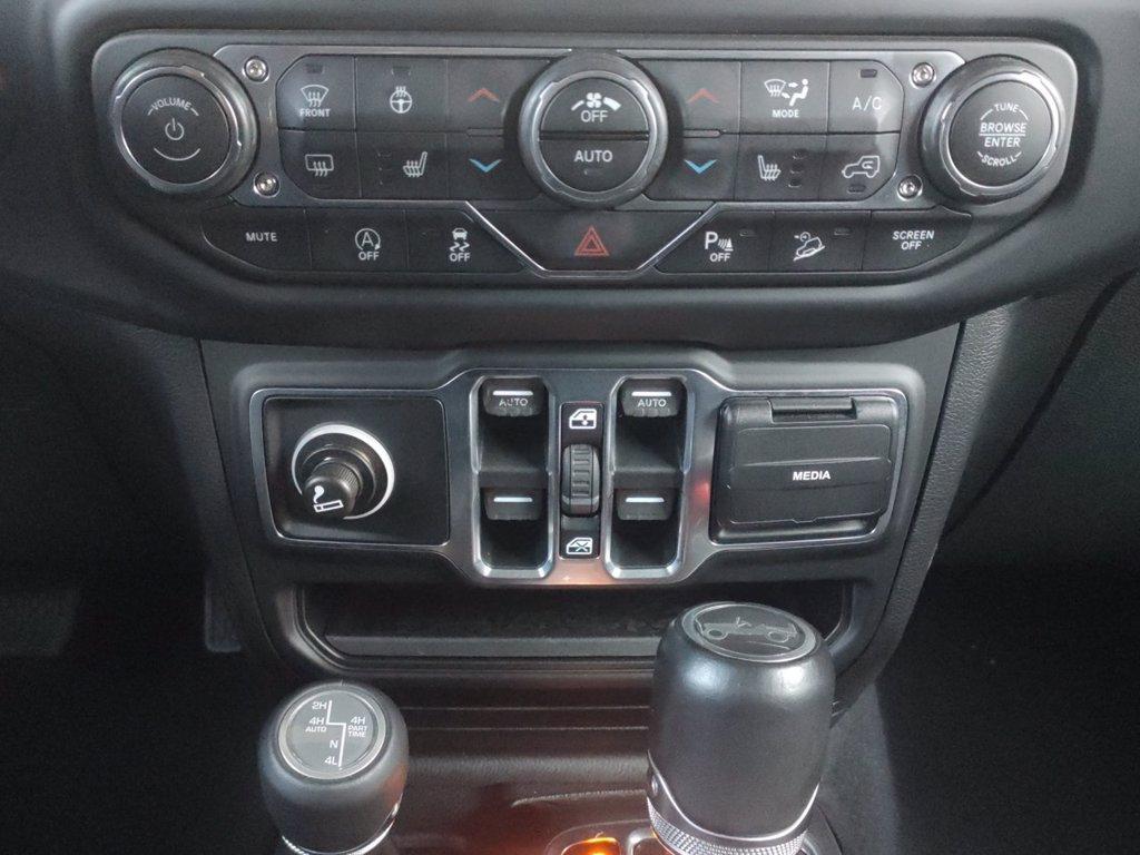 JEEP Wrangler 4 serie JEEP Unlimited 2.0 Turbo Sahara del 2019