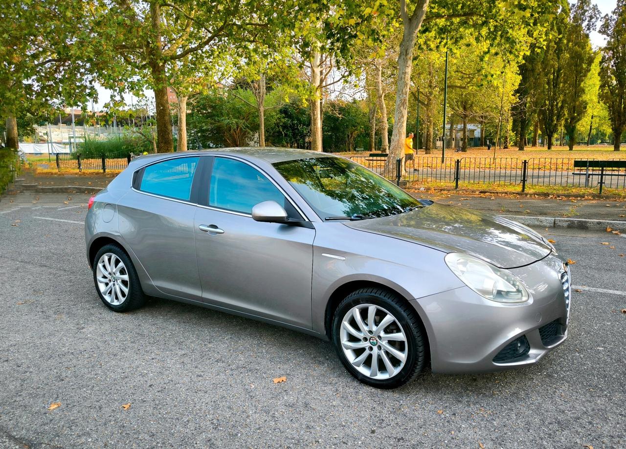 Alfa Romeo Giulietta 1.6 JTDm-2 105 CV