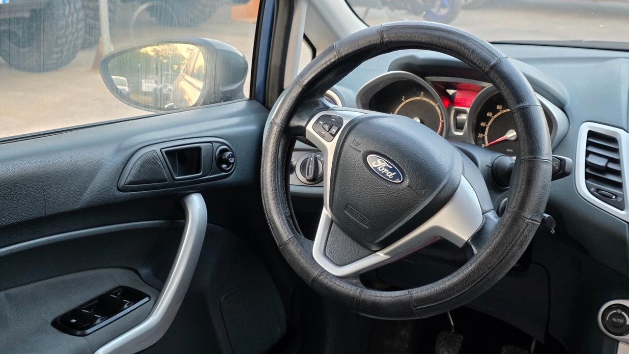 Ford Fiesta 1.6 TDCi 95 CV 5p. Titanium