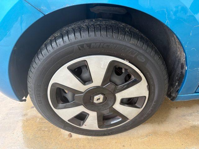 RENAULT Twingo SCe Lovely POCHI CHILOMETRI NAVIGATORE