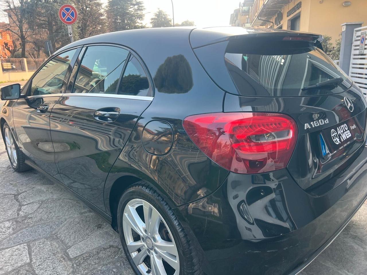 MB CLASSE A 180D AUTOM PREMIUM NEOP UNIPROP