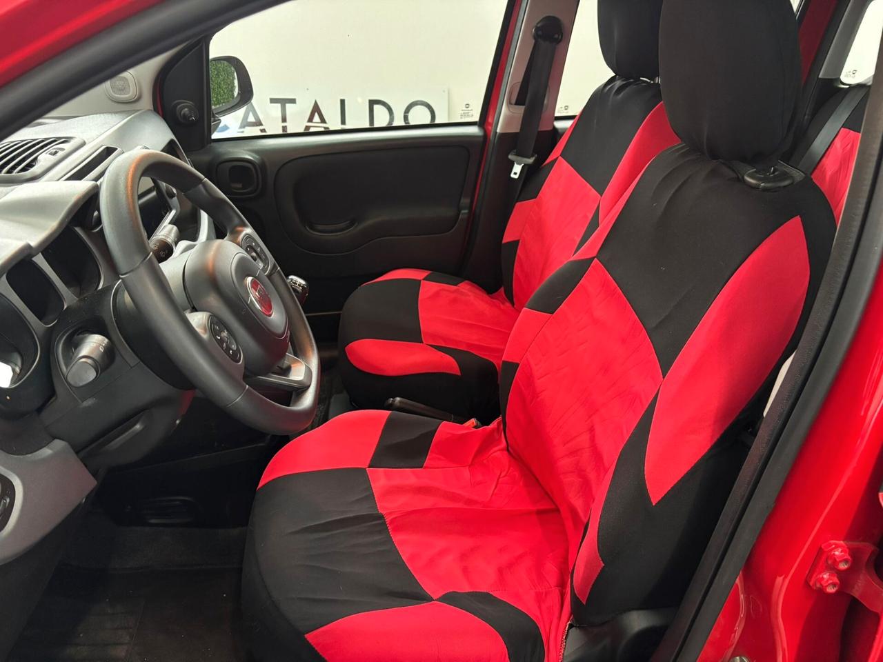 Fiat Panda 1.0 FireFly S&S Hybrid Red