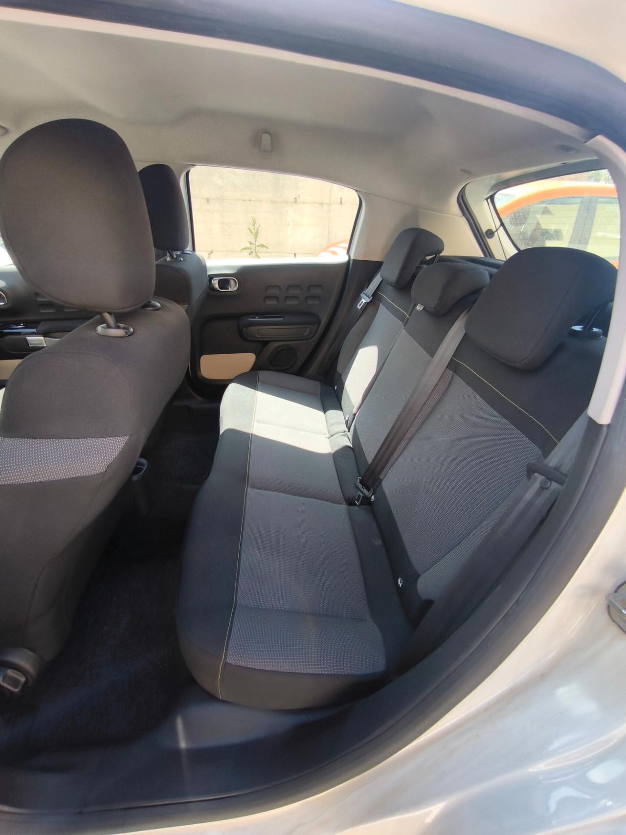 Citroen C3 BlueHDi 100 S&S Shine navigatore