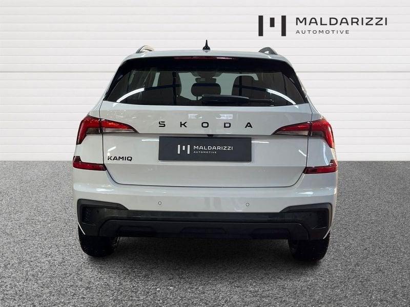 Škoda Kamiq 2024 1.0 tsi Black Dots 115cv