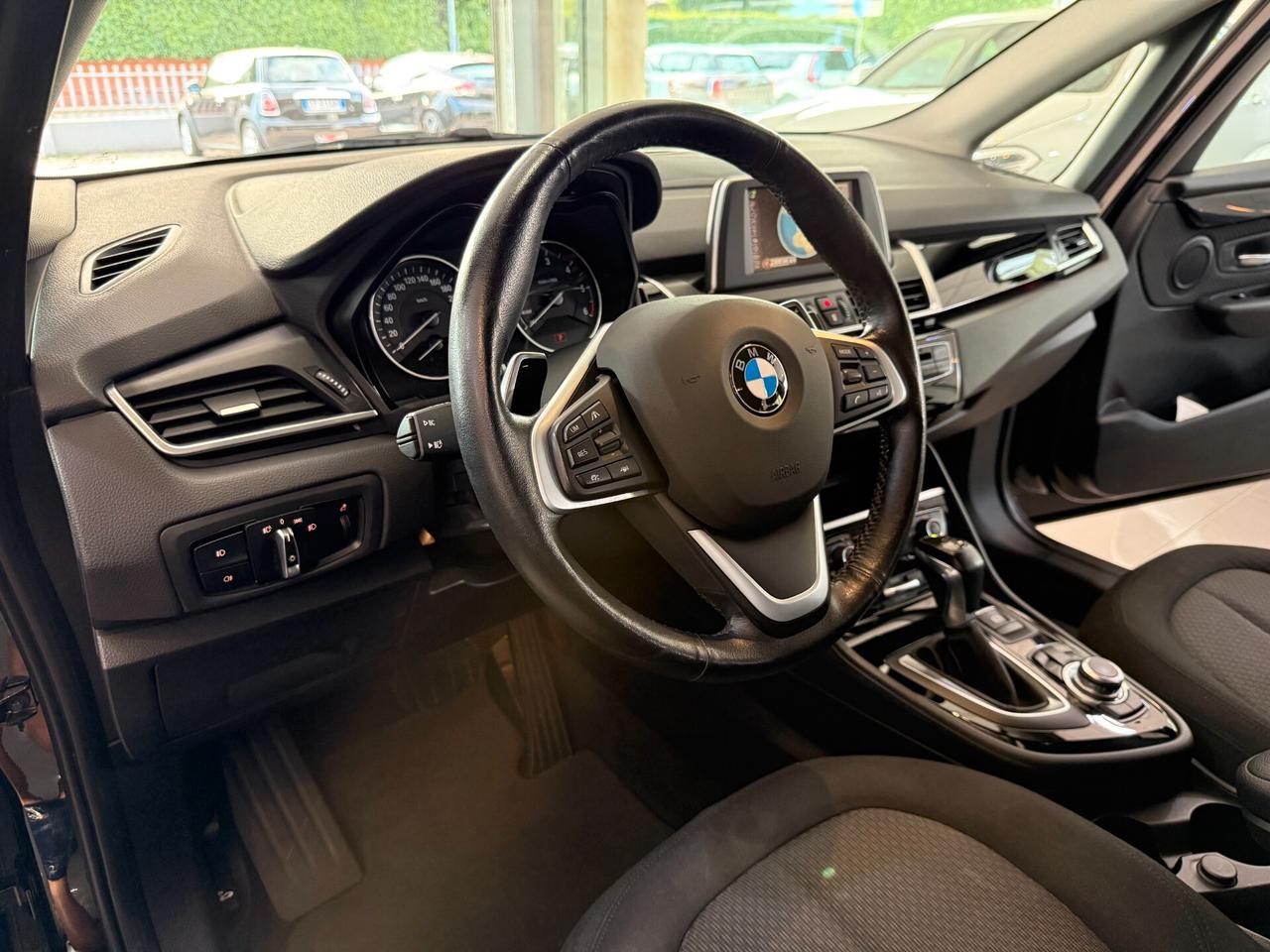 Bmw 2er Active Tourer 216d Advantage