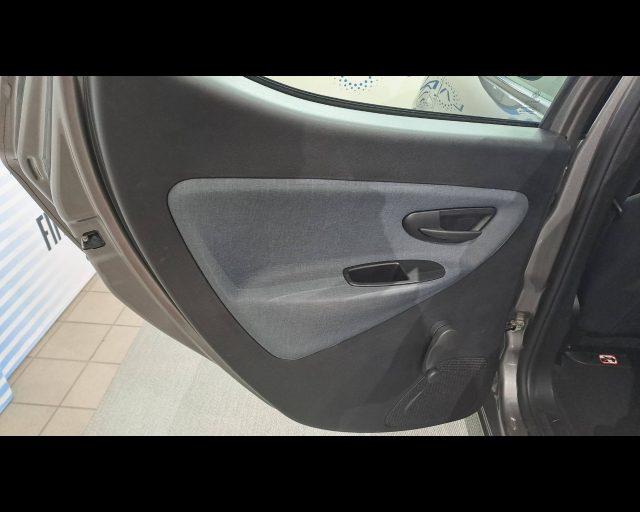 LANCIA Ypsilon 1.0 hybrid 70cv Gold s&s 5 posti