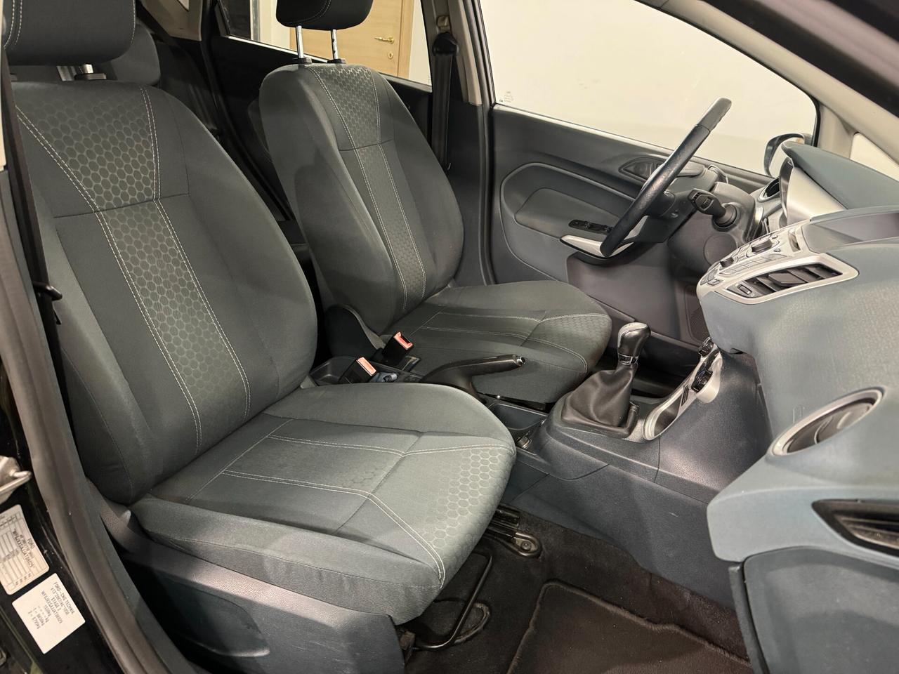 Ford Fiesta 1.4 5p. Bz-GPL TITANIUM EURO5