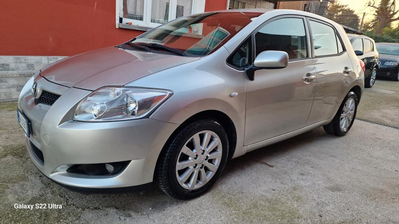 Toyota Auris 2.0 D-4D 5 porte Sol