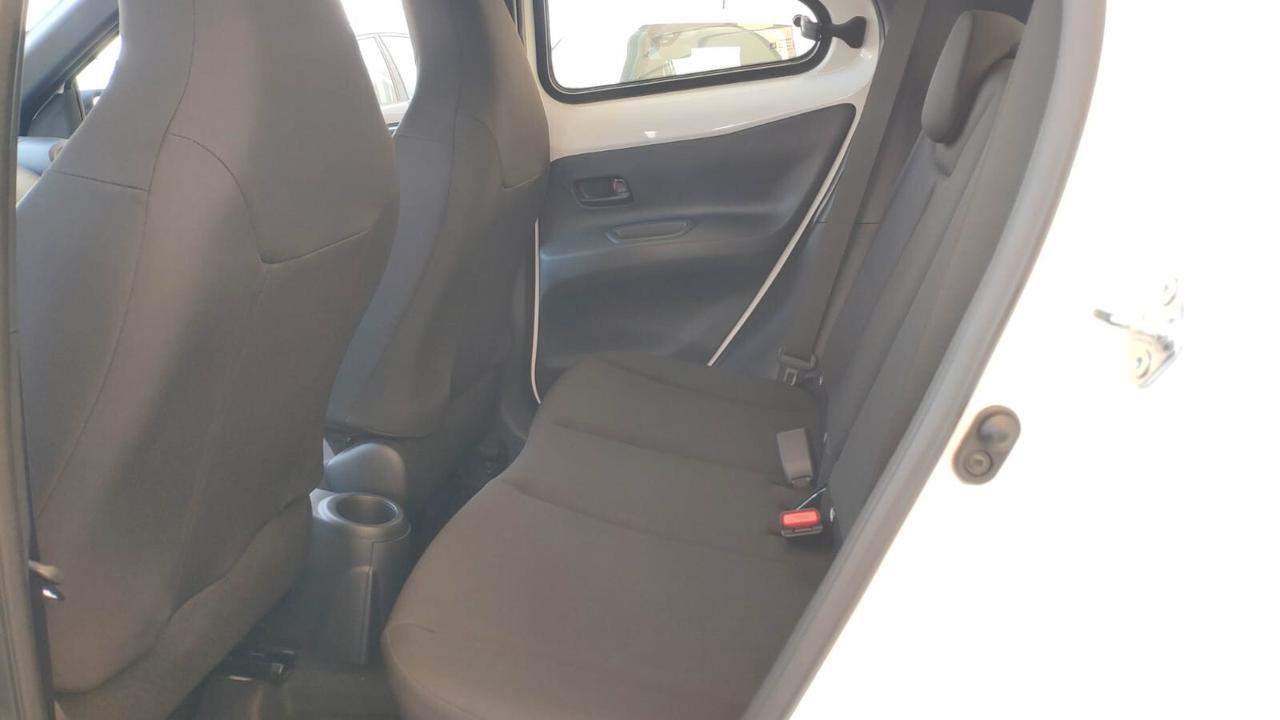 Toyota Aygo X 1.0 VVT-i 72 CV 5 porte KM 0