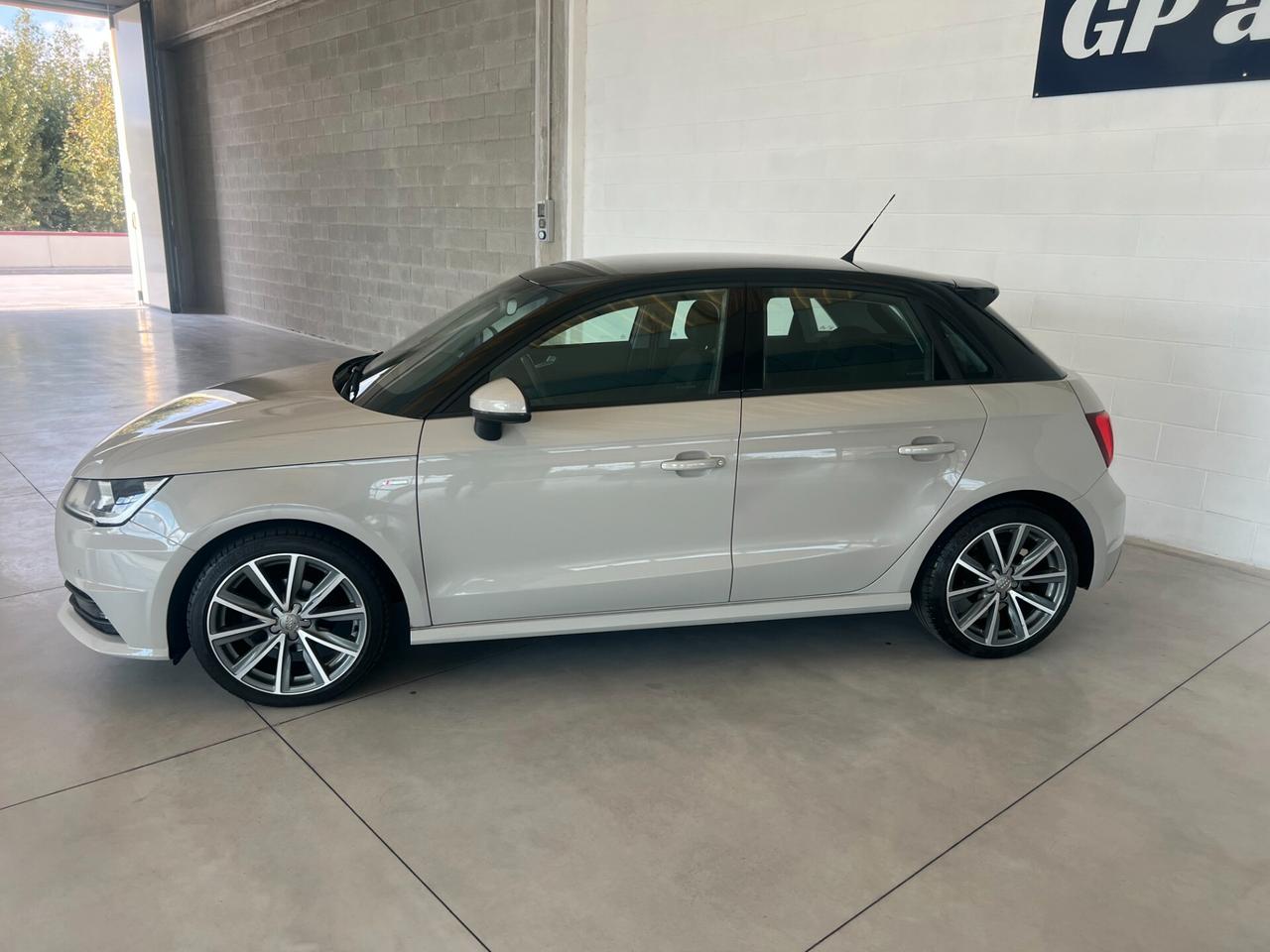 Audi A1 SPB 1.0 TFSI ultra S tronic S-LINE ESTERNO