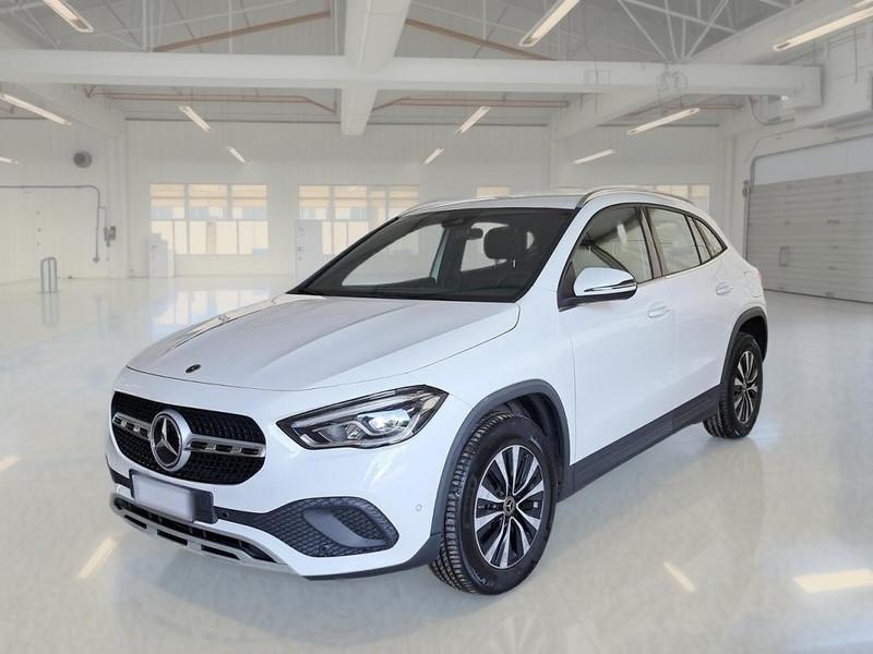 MERCEDES-BENZ GLA 180 d Automatic Sport