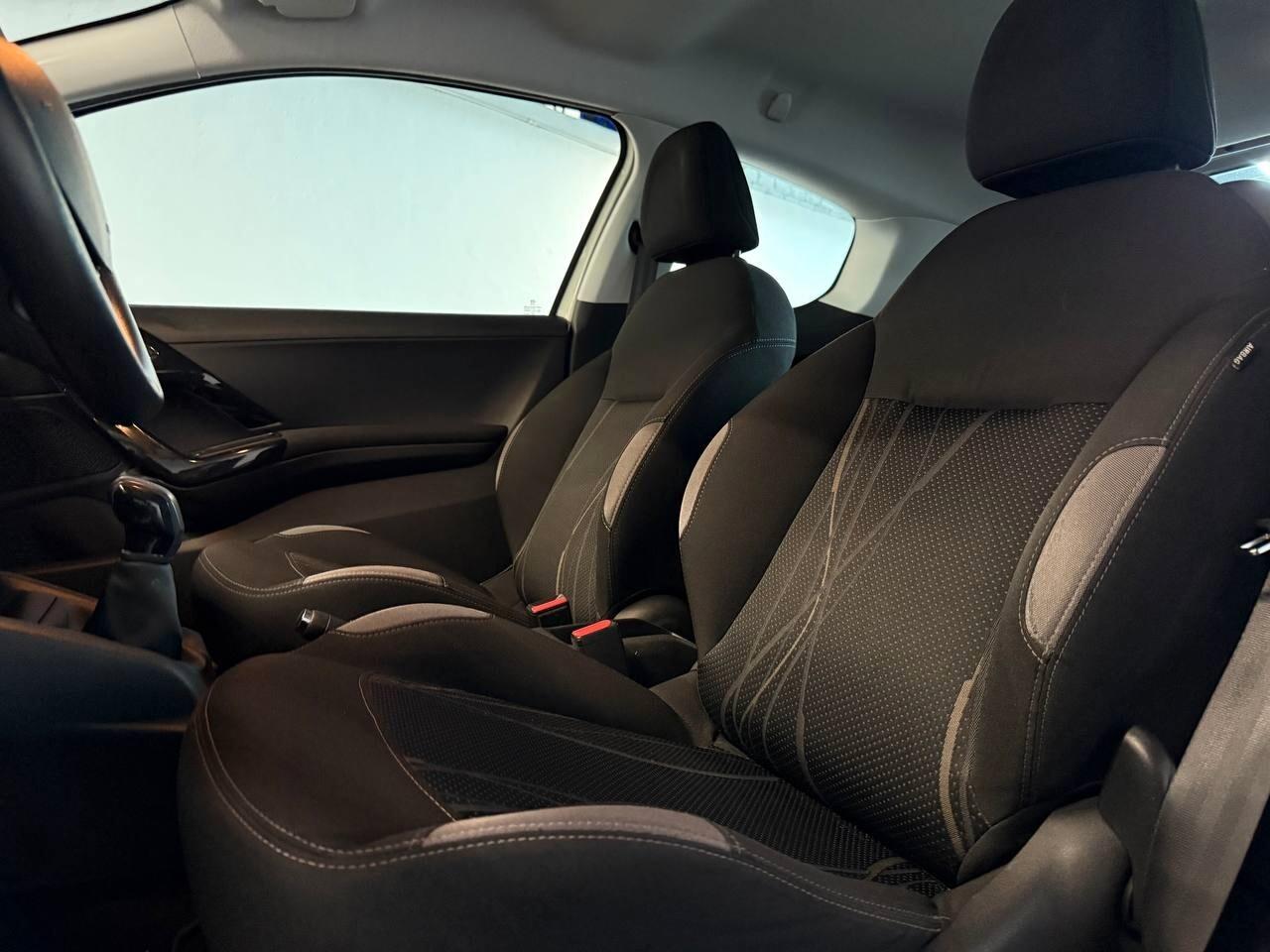 Peugeot 208 1.2 VTi 82 CV 3 porte Access