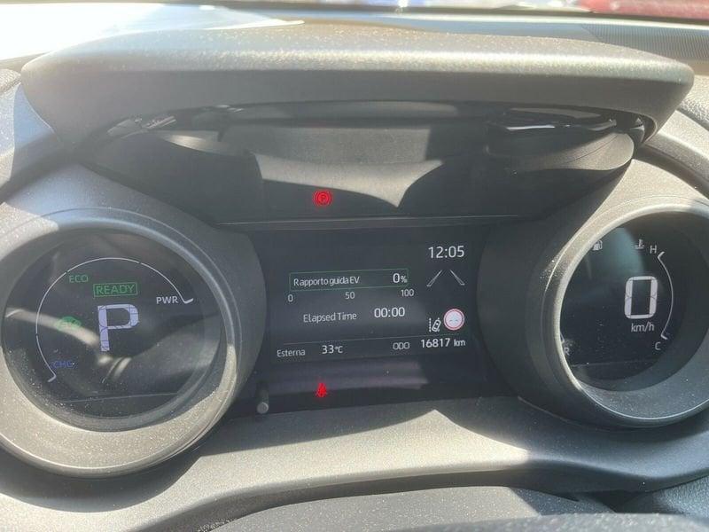 Toyota Yaris Hybrid Trend MY22