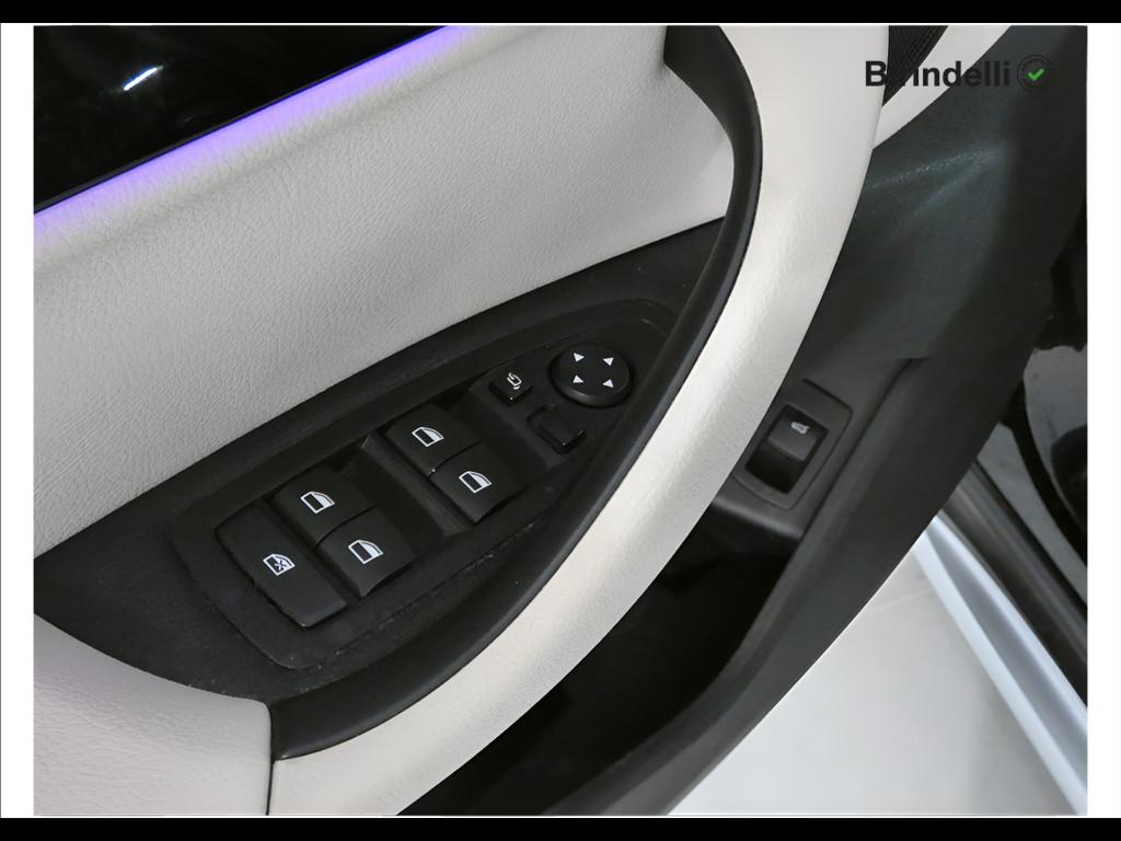 BMW X1 (F48) - X1 sDrive18d xLine
