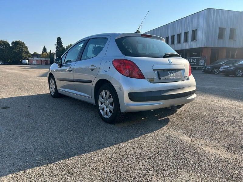 Peugeot 207 207 1.4 HDI 5P XS