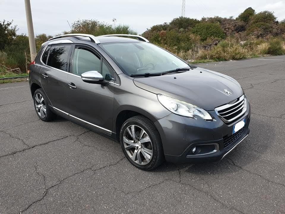 Peugeot 2008 Allure 1.6 e-HDi 115 CV tetto panoramico