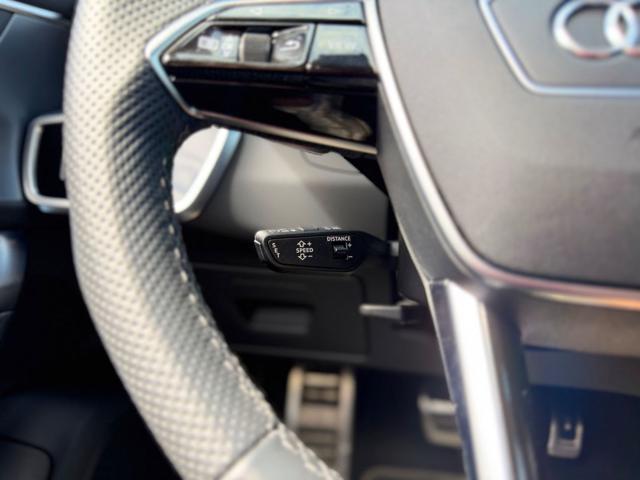 AUDI A6 Avant 40 2.0 TDI quattro ultra S tronic S line edi