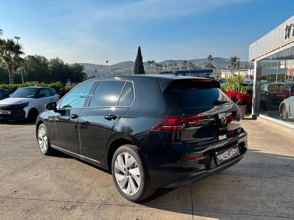 Volkswagen Golf 1.5 TSI eHybrid DSG Style 2025 / KM 0 IVA ESPOSTA TUA A SOLI 315 Euro al mese